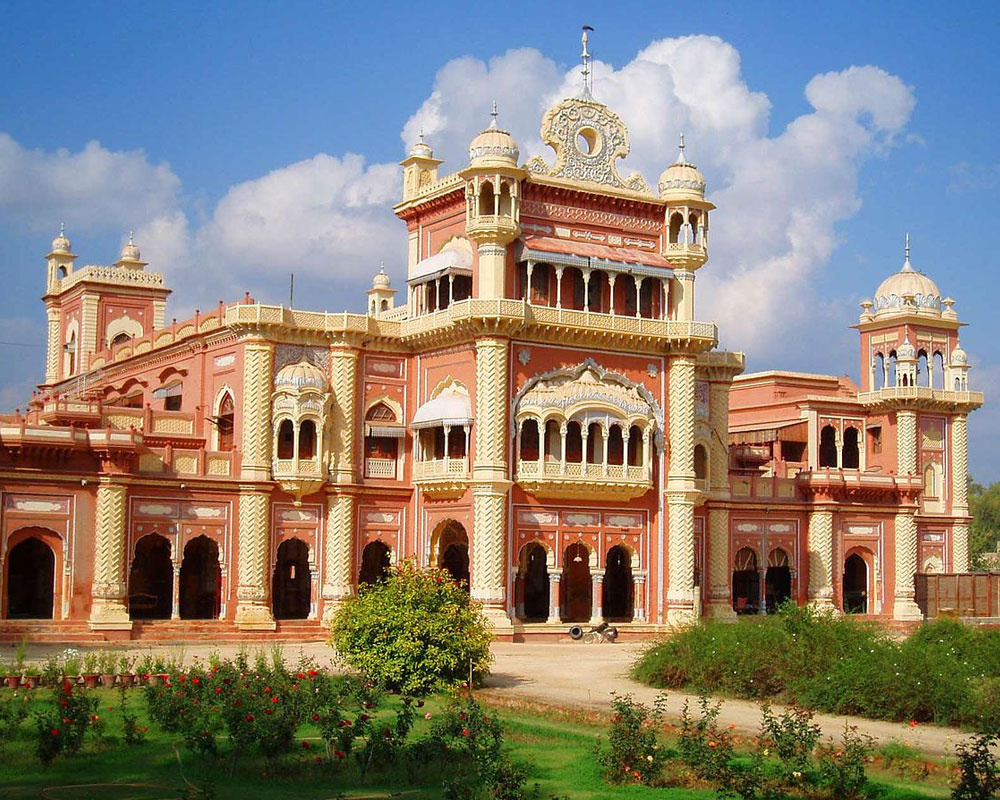 Largest Forts of Pakistan – Oldest Forts in Pakistan 6 Faiz-Mahal