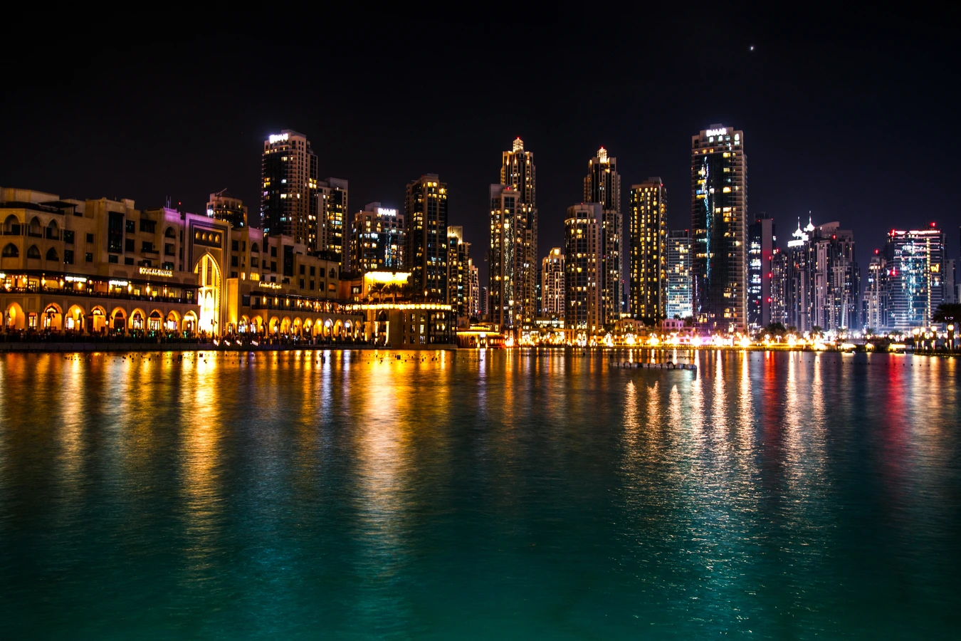 Dhow Cruise Marina: A Complete Travel Guide 2 Dhow Cruise Marina: A Complete Travel Guide
