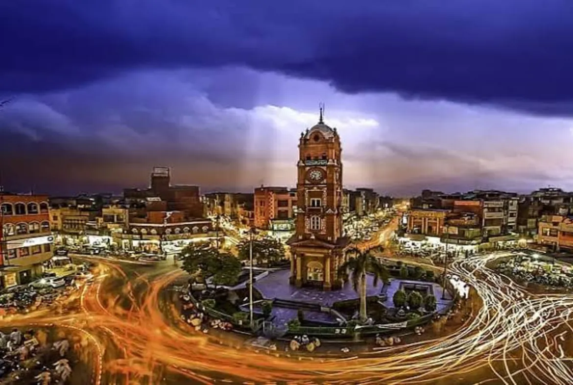 Tourist Places in Faisalabad To Visit – Lyallpur Places 10 Top Places To Visit in Faisalabad: A Comprehensive Guide - Pakistan Tour and Travel