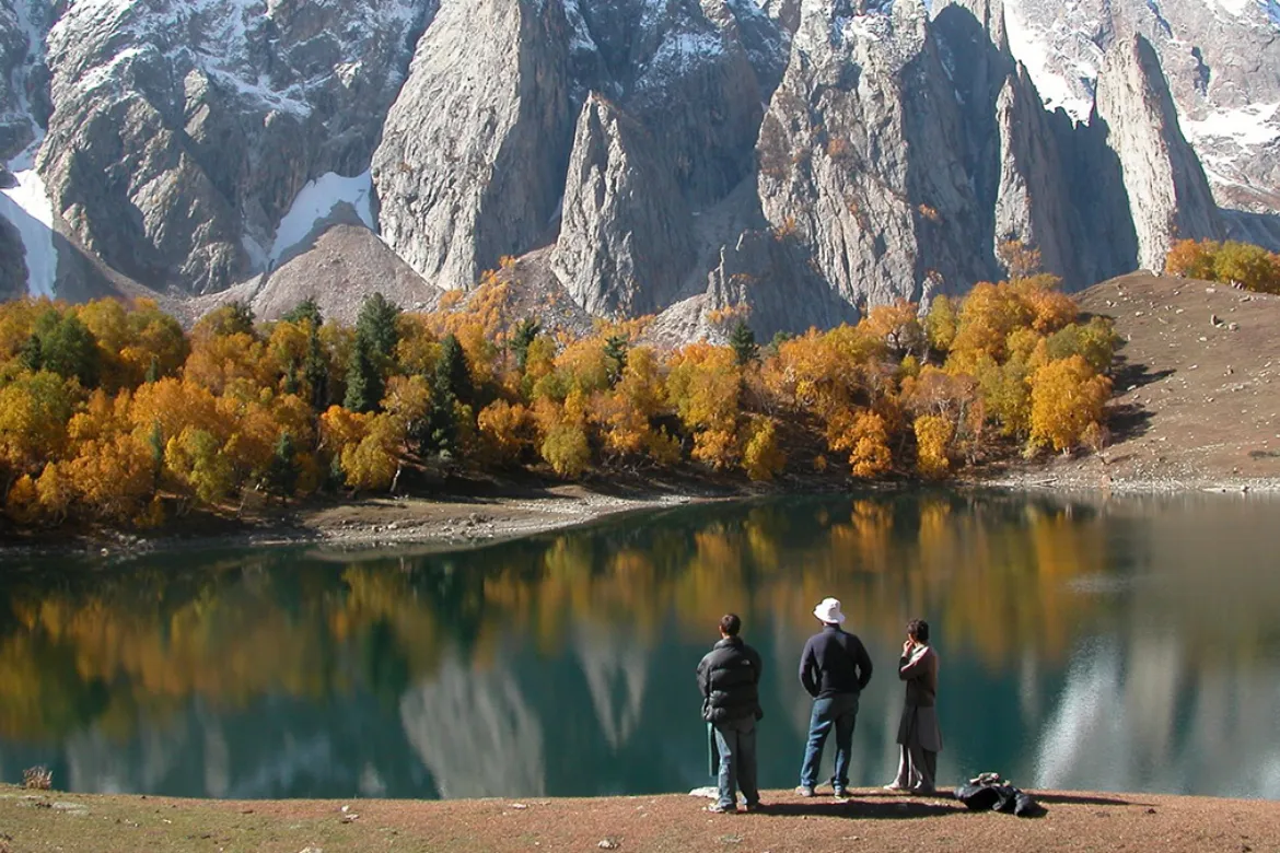 Haramosh Valley – Kutwal Lake – Treking Tours 2 Haramosh Valley - Kutwal Lake - Treking Tours - Pakistan Tour and Tavel