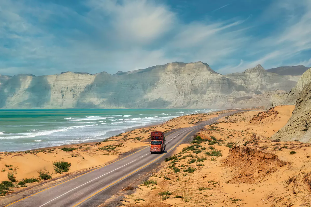 10 Best Photo Locations In Pakistan 20 Top Photo Locations in Pakistan: Hingol Natioanl Park- Pakistan Tour n Travel